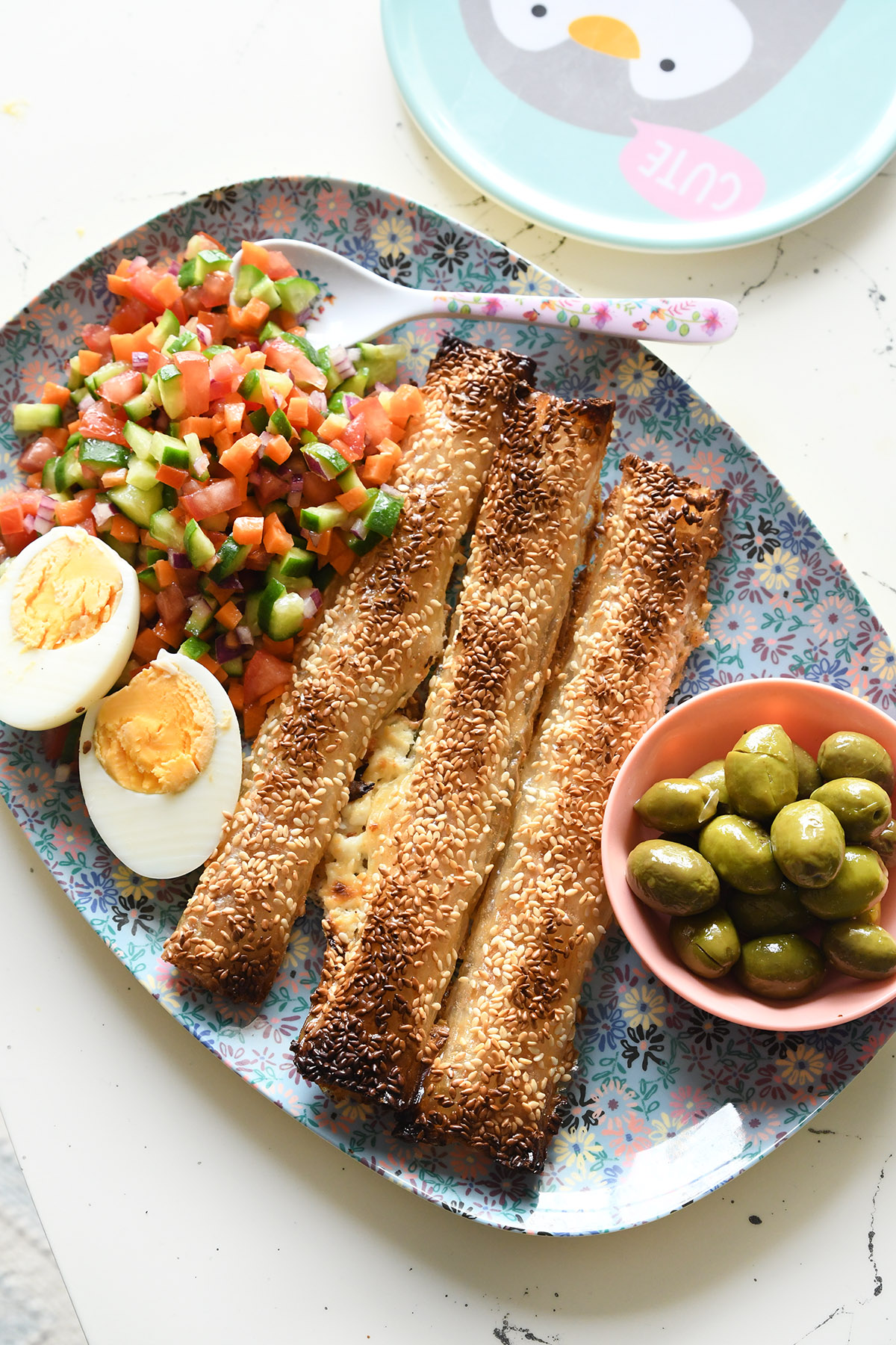 אצבעות בורקס דפי אורז במילוי גבינות