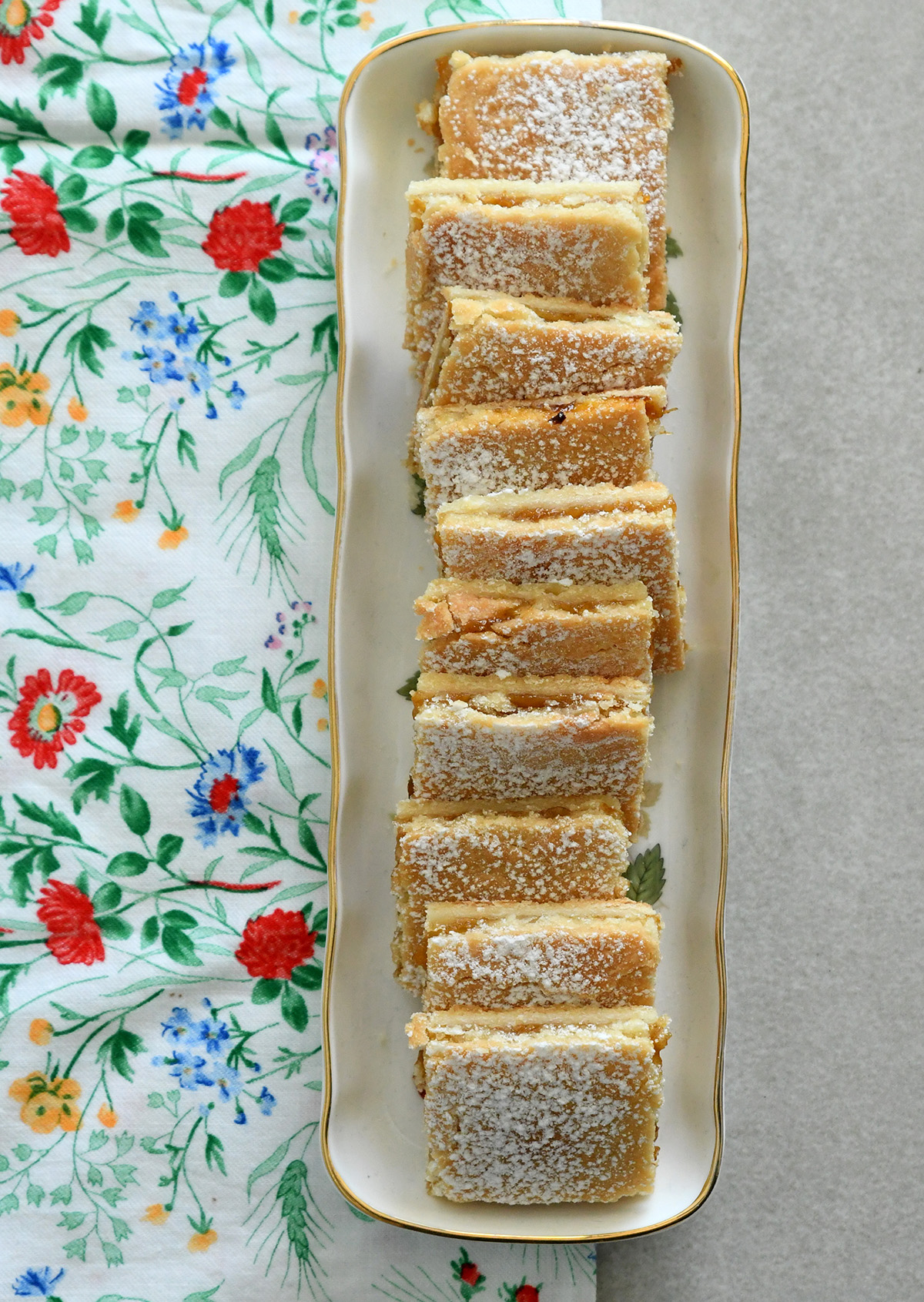 עוגיות קוביות ריבה